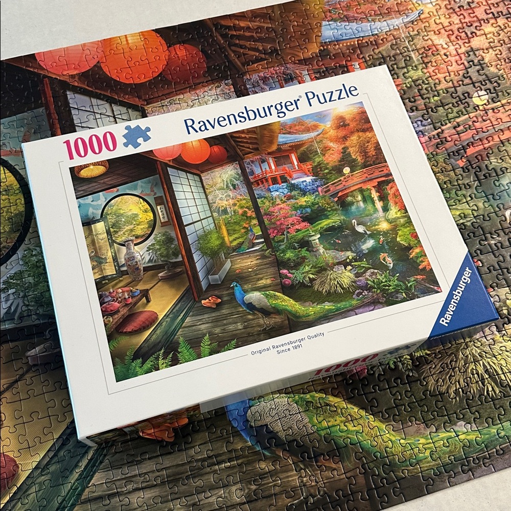Ravensburger 1000 pieces Japanese Garden Teahouse